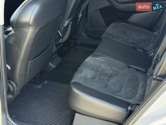 Белый Шкода Kodiaq, объемом двигателя 1.98 л и пробегом 238 тыс. км за 21500 $, фото 13 на Automoto.ua