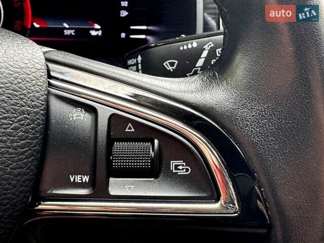 Белый Шкода Kodiaq, объемом двигателя 1.97 л и пробегом 100 тыс. км за 29900 $, фото 42 на Automoto.ua