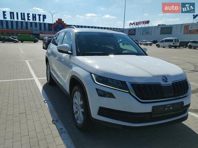 Білий Шкода Kodiaq, об'ємом двигуна 1.97 л та пробігом 239 тис. км за 24500 $, фото 13 на Automoto.ua