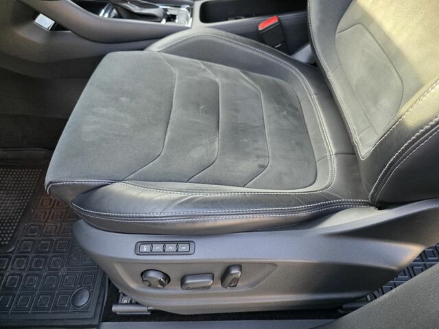 Белый Шкода Kodiaq, объемом двигателя 2 л и пробегом 187 тыс. км за 28800 $, фото 4 на Automoto.ua