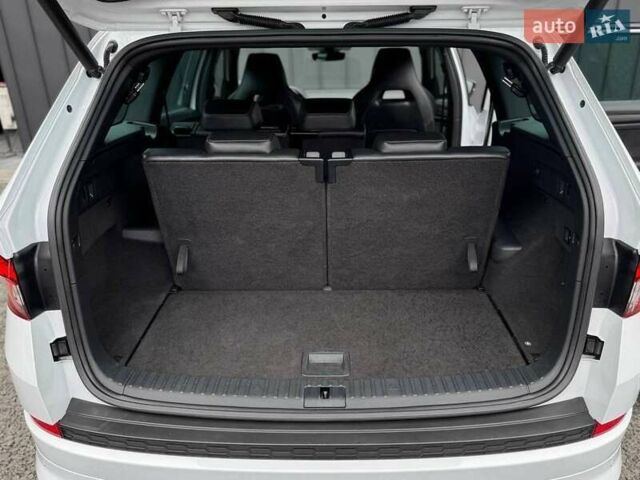 Белый Шкода Kodiaq, объемом двигателя 2 л и пробегом 137 тыс. км за 37600 $, фото 17 на Automoto.ua