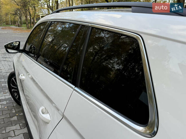 Білий Шкода Kodiaq, об'ємом двигуна 1.97 л та пробігом 79 тис. км за 31000 $, фото 28 на Automoto.ua