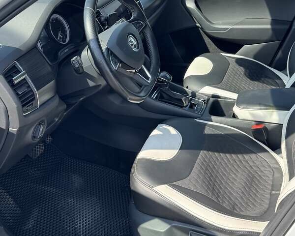 Белый Шкода Kodiaq, объемом двигателя 1.97 л и пробегом 235 тыс. км за 24000 $, фото 10 на Automoto.ua
