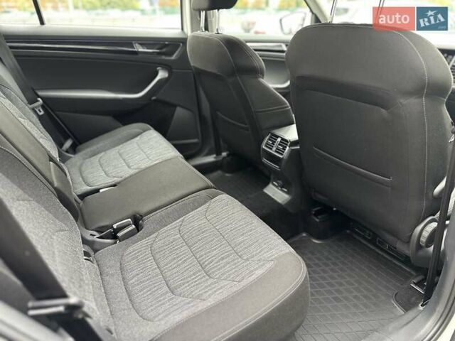 Белый Шкода Kodiaq, объемом двигателя 1.98 л и пробегом 144 тыс. км за 25800 $, фото 15 на Automoto.ua
