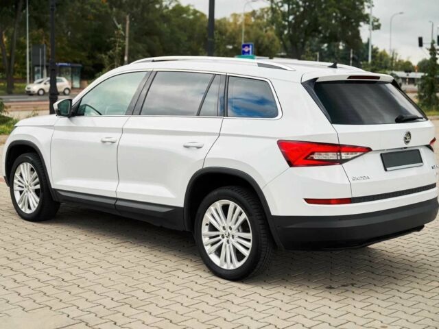 Шкода Kodiaq 2019 у Одесі на Automoto.ua Білий Шкода Kodiaq, об'ємом двигуна 2 л та пробігом 55 тис. км за 20000 $, фото 4 на Automoto.ua