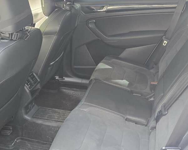 Белый Шкода Kodiaq, объемом двигателя 1.97 л и пробегом 79 тыс. км за 33000 $, фото 10 на Automoto.ua