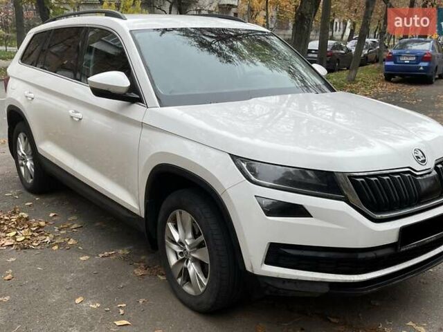 Білий Шкода Kodiaq, об'ємом двигуна 2 л та пробігом 248 тис. км за 20500 $, фото 2 на Automoto.ua