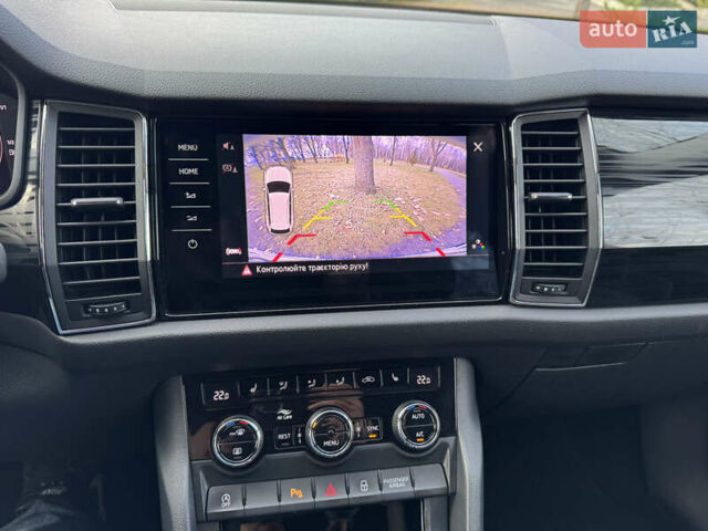 Білий Шкода Kodiaq, об'ємом двигуна 1.97 л та пробігом 131 тис. км за 29750 $, фото 30 на Automoto.ua