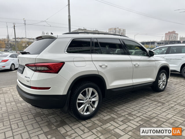 Белый Шкода Kodiaq, объемом двигателя 2 л и пробегом 154 тыс. км за 27000 $, фото 6 на Automoto.ua