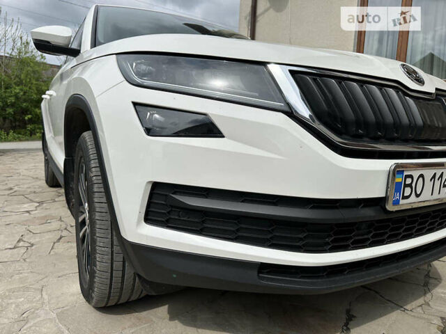 Білий Шкода Kodiaq, об'ємом двигуна 1.97 л та пробігом 51 тис. км за 32700 $, фото 8 на Automoto.ua