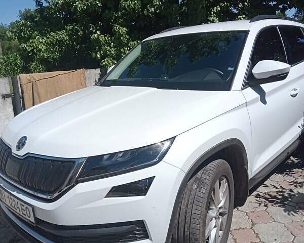Белый Шкода Kodiaq, объемом двигателя 1.97 л и пробегом 30 тыс. км за 30000 $, фото 8 на Automoto.ua