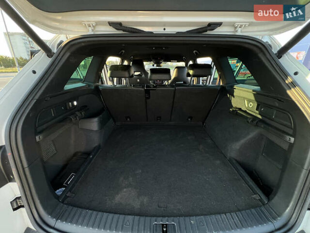 Білий Шкода Kodiaq, об'ємом двигуна 1.97 л та пробігом 205 тис. км за 30500 $, фото 8 на Automoto.ua