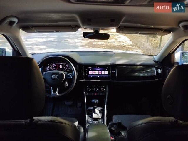 Білий Шкода Kodiaq, об'ємом двигуна 1.97 л та пробігом 239 тис. км за 24500 $, фото 16 на Automoto.ua