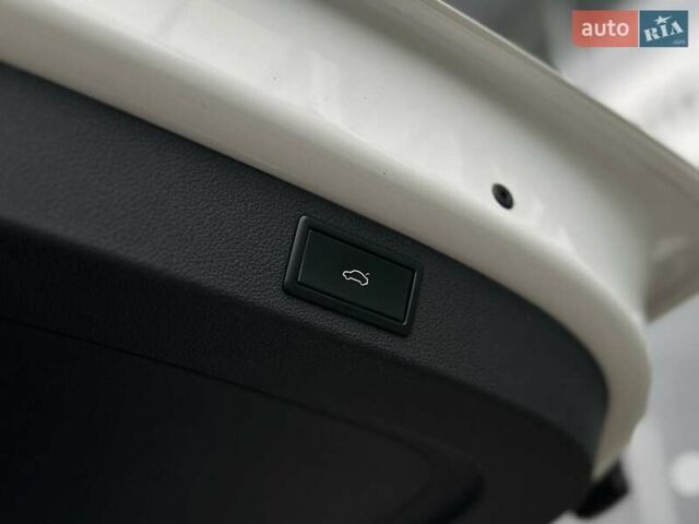 Белый Шкода Kodiaq, объемом двигателя 1.97 л и пробегом 154 тыс. км за 27000 $, фото 36 на Automoto.ua