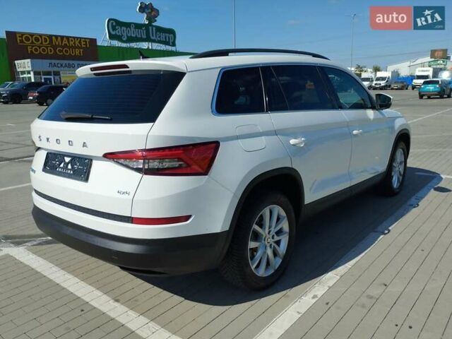 Белый Шкода Kodiaq, объемом двигателя 1.97 л и пробегом 239 тыс. км за 24500 $, фото 1 на Automoto.ua