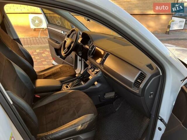 Белый Шкода Kodiaq, объемом двигателя 1.97 л и пробегом 118 тыс. км за 29700 $, фото 15 на Automoto.ua