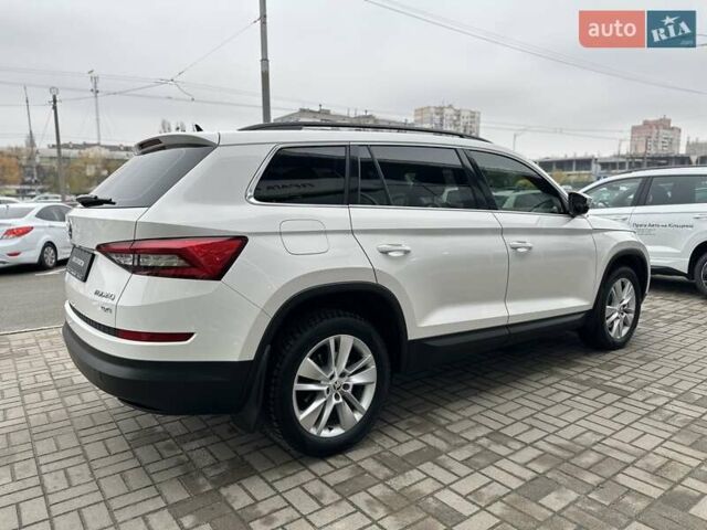 Белый Шкода Kodiaq, объемом двигателя 1.97 л и пробегом 154 тыс. км за 27000 $, фото 8 на Automoto.ua