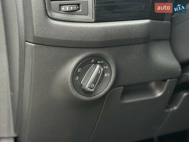 Белый Шкода Kodiaq, объемом двигателя 1.98 л и пробегом 144 тыс. км за 25800 $, фото 18 на Automoto.ua