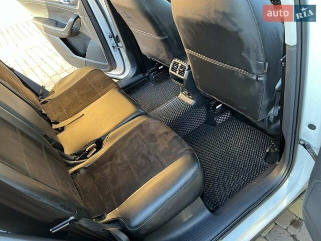 Белый Шкода Kodiaq, объемом двигателя 1.97 л и пробегом 118 тыс. км за 29700 $, фото 14 на Automoto.ua