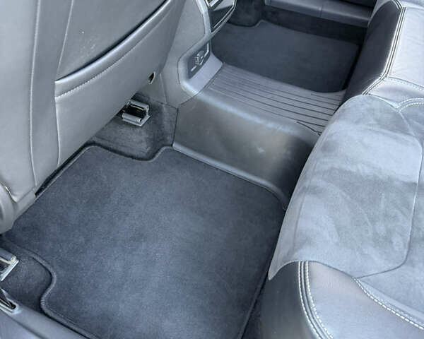 Білий Шкода Kodiaq, об'ємом двигуна 1.98 л та пробігом 239 тис. км за 22500 $, фото 13 на Automoto.ua