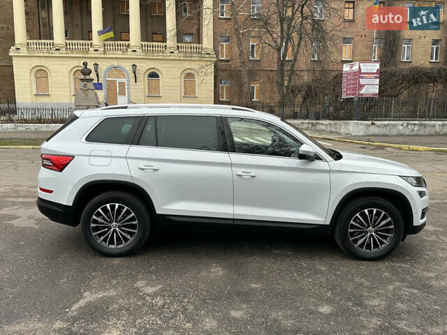 Білий Шкода Kodiaq, об'ємом двигуна 2.03 л та пробігом 187 тис. км за 29900 $, фото 3 на Automoto.ua