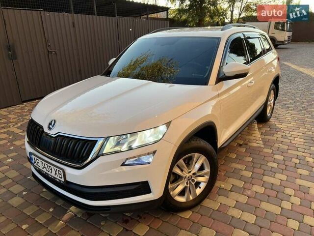 Белый Шкода Kodiaq, объемом двигателя 1.97 л и пробегом 118 тыс. км за 29700 $, фото 7 на Automoto.ua