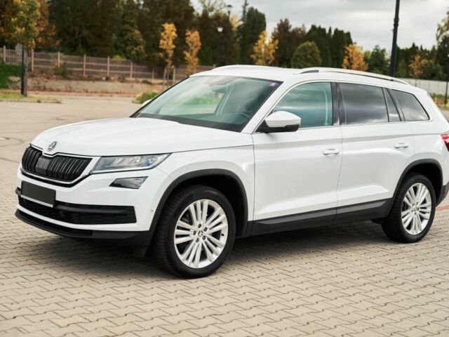 Шкода Kodiaq 2019 у Одесі на Automoto.ua Білий Шкода Kodiaq, об'ємом двигуна 2 л та пробігом 55 тис. км за 20000 $, фото 2 на Automoto.ua