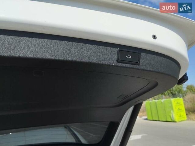 Білий Шкода Kodiaq, об'ємом двигуна 1.97 л та пробігом 239 тис. км за 24500 $, фото 9 на Automoto.ua