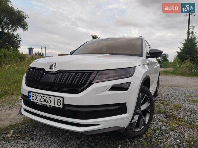 Белый Шкода Kodiaq, объемом двигателя 1.97 л и пробегом 159 тыс. км за 34900 $, фото 1 на Automoto.ua