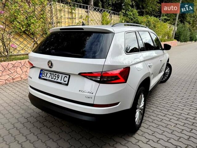 Белый Шкода Kodiaq, объемом двигателя 1.97 л и пробегом 100 тыс. км за 29900 $, фото 2 на Automoto.ua