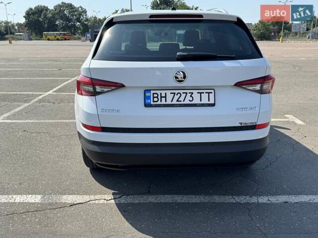 Белый Шкода Kodiaq, объемом двигателя 1.97 л и пробегом 235 тыс. км за 24000 $, фото 3 на Automoto.ua