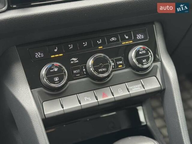 Белый Шкода Kodiaq, объемом двигателя 1.98 л и пробегом 144 тыс. км за 25800 $, фото 28 на Automoto.ua