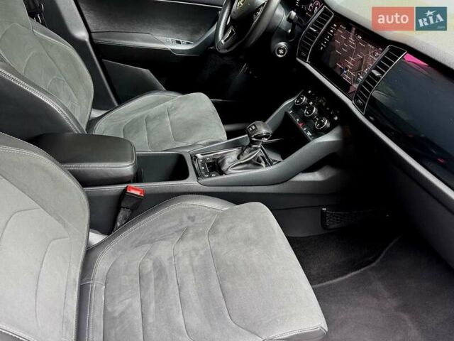 Белый Шкода Kodiaq, объемом двигателя 1.97 л и пробегом 100 тыс. км за 29900 $, фото 33 на Automoto.ua