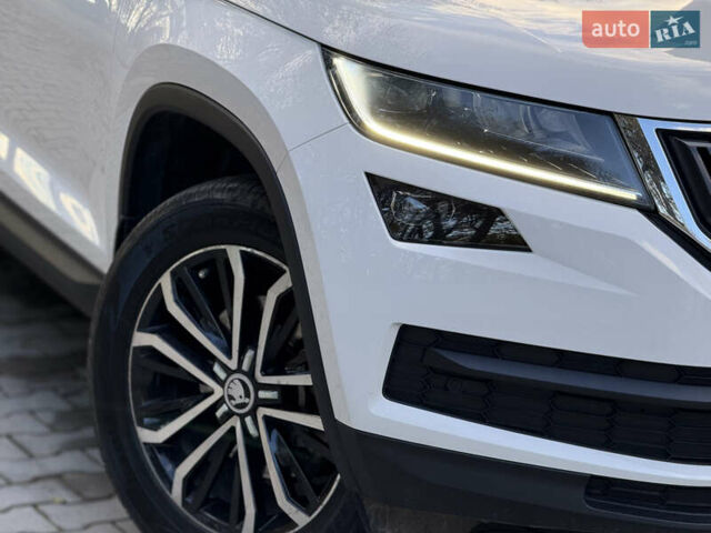 Білий Шкода Kodiaq, об'ємом двигуна 1.97 л та пробігом 79 тис. км за 31000 $, фото 35 на Automoto.ua