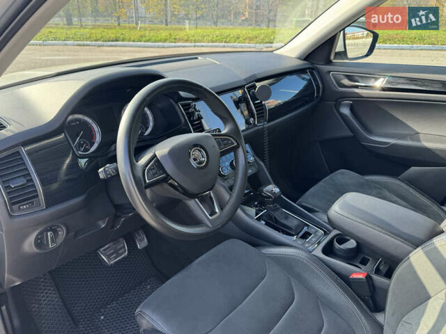 Шкода Kodiaq 2019 у Харкові на Automoto.ua Білий Шкода Kodiaq, об'ємом двигуна 1.98 л та пробігом 99 тис. км за 29000 $, фото 21 на Automoto.ua