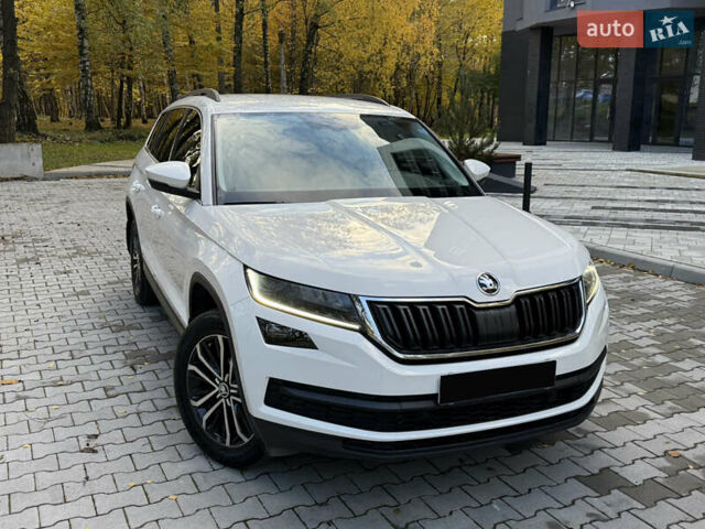 Білий Шкода Kodiaq, об'ємом двигуна 1.97 л та пробігом 79 тис. км за 31000 $, фото 36 на Automoto.ua