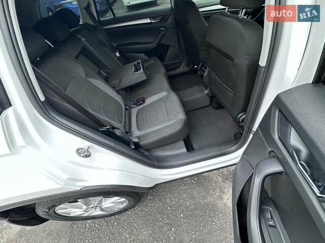 Белый Шкода Kodiaq, объемом двигателя 1.97 л и пробегом 200 тыс. км за 23000 $, фото 20 на Automoto.ua