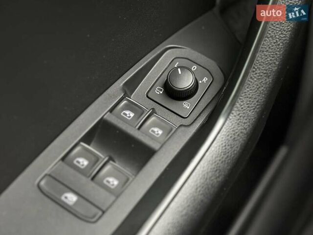 Белый Шкода Kodiaq, объемом двигателя 1.97 л и пробегом 154 тыс. км за 27000 $, фото 33 на Automoto.ua