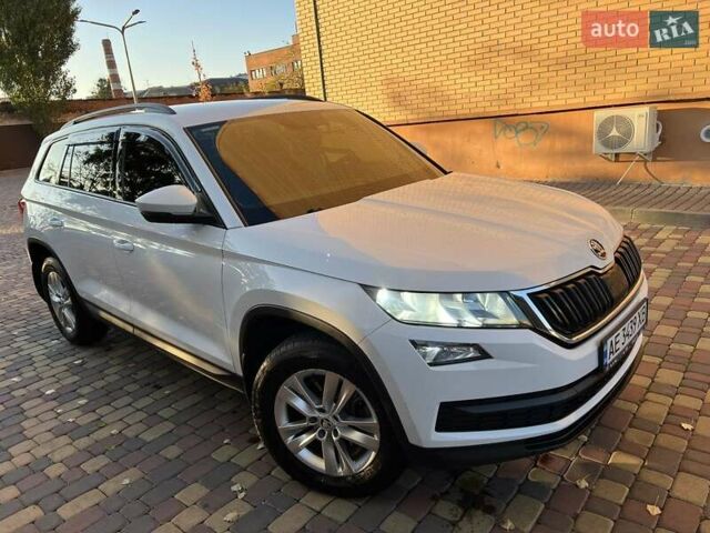 Белый Шкода Kodiaq, объемом двигателя 1.97 л и пробегом 118 тыс. км за 29700 $, фото 9 на Automoto.ua