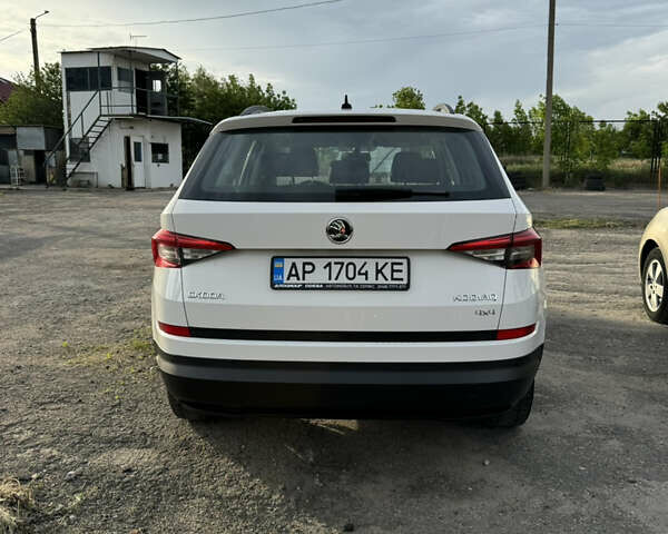 Белый Шкода Kodiaq, объемом двигателя 1.97 л и пробегом 260 тыс. км за 24900 $, фото 6 на Automoto.ua