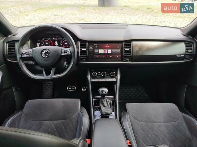 Белый Шкода Kodiaq, объемом двигателя 1.97 л и пробегом 159 тыс. км за 34900 $, фото 7 на Automoto.ua