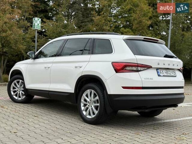 Белый Шкода Kodiaq, объемом двигателя 1.98 л и пробегом 56 тыс. км за 30500 $, фото 14 на Automoto.ua