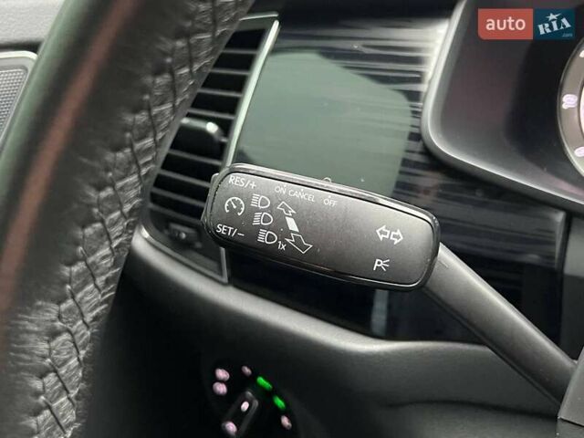 Білий Шкода Kodiaq, об'ємом двигуна 1.98 л та пробігом 75 тис. км за 29490 $, фото 16 на Automoto.ua