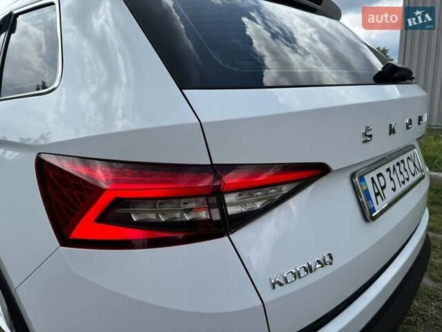 Белый Шкода Kodiaq, объемом двигателя 1.98 л и пробегом 33 тыс. км за 34500 $, фото 86 на Automoto.ua