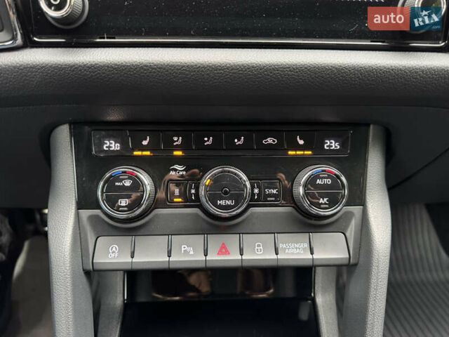 Белый Шкода Kodiaq, объемом двигателя 1.97 л и пробегом 237 тыс. км за 26500 $, фото 49 на Automoto.ua