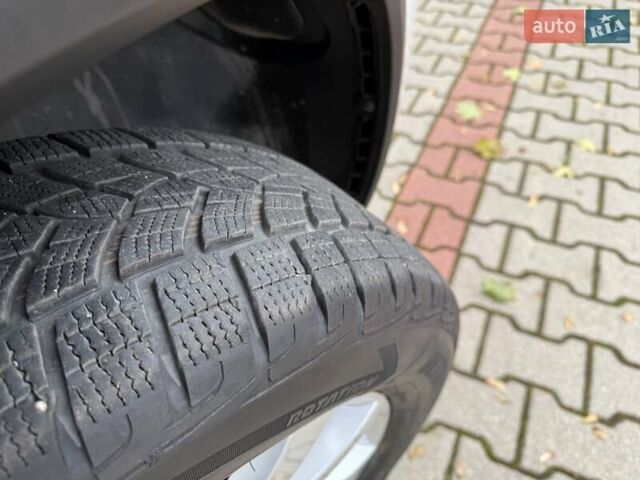 Белый Шкода Kodiaq, объемом двигателя 1.98 л и пробегом 56 тыс. км за 30500 $, фото 31 на Automoto.ua