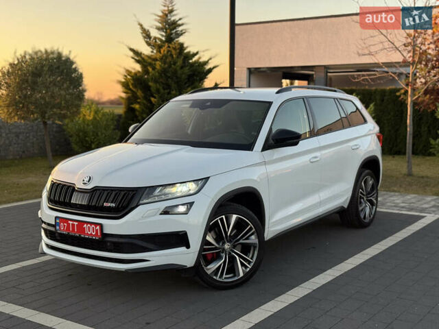 Белый Шкода Kodiaq, объемом двигателя 2 л и пробегом 195 тыс. км за 34999 $, фото 5 на Automoto.ua