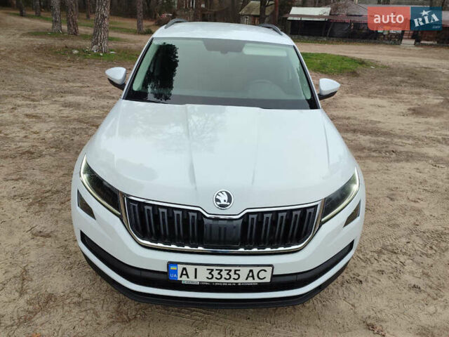 Белый Шкода Kodiaq, объемом двигателя 1.98 л и пробегом 74 тыс. км за 29500 $, фото 1 на Automoto.ua