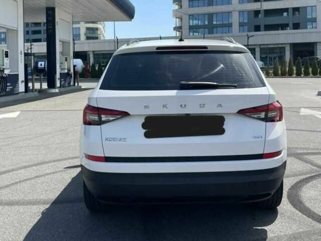 Шкода Kodiaq 2020 в Львове на Automoto.ua Белый Шкода Kodiaq, объемом двигателя 1.98 л и пробегом 73 тыс. км за 28900 $, фото 4 на Automoto.ua