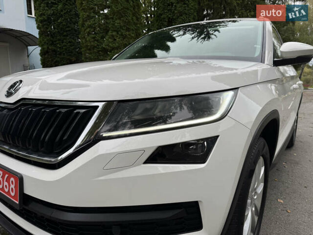 Белый Шкода Kodiaq, объемом двигателя 1.97 л и пробегом 237 тыс. км за 26500 $, фото 17 на Automoto.ua